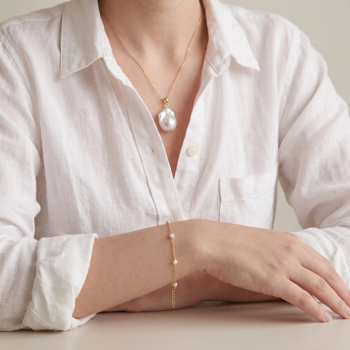 18K Solid Gold 3-3.5mm Dainty Seed Freshwater Pearl Station Bracelet