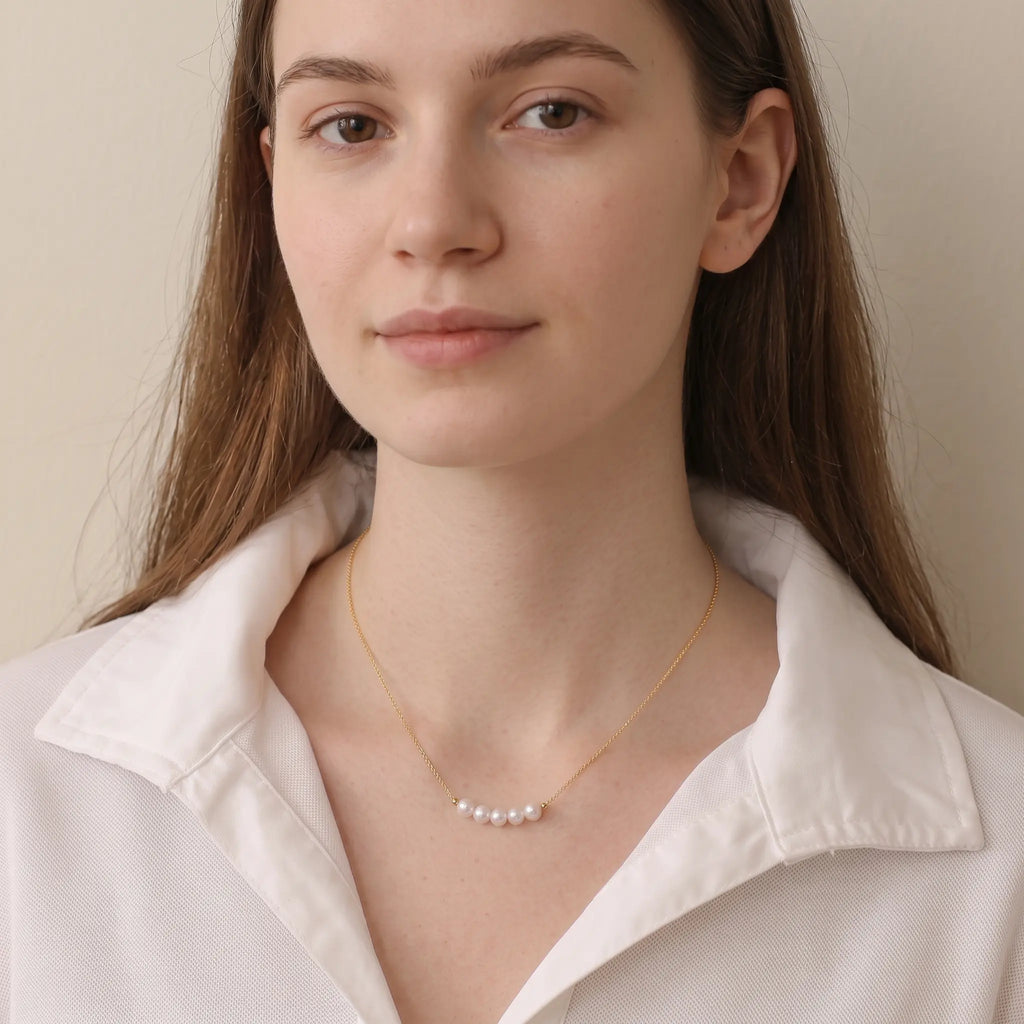 18K Solid Gold 4–4.5mm Japanese Akoya Pearl Smile Choker