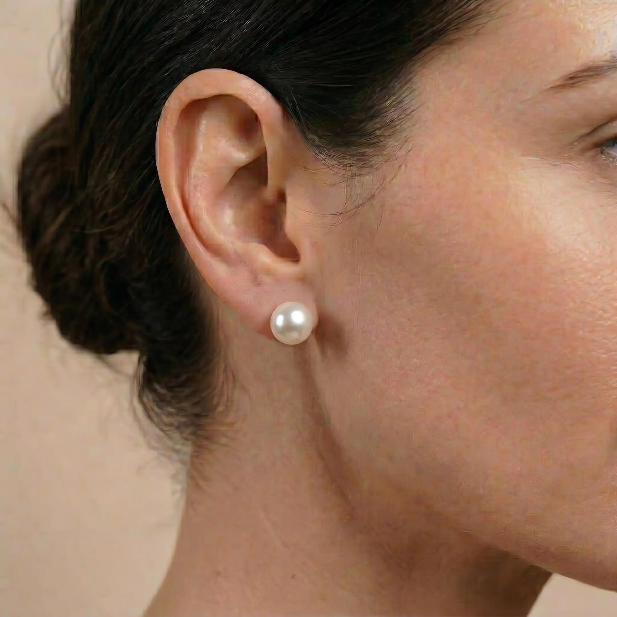 10-12.5mm 18K Gold White Freshwater Pearl Stud Earrings