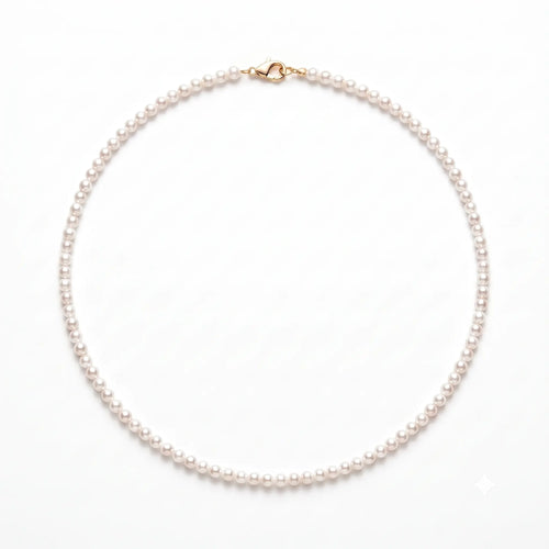 5–5.5mm freshwater pearl bridal necklace featuring luminous pearls and an 18K solid gold clasp for elegant wedding jewelry.