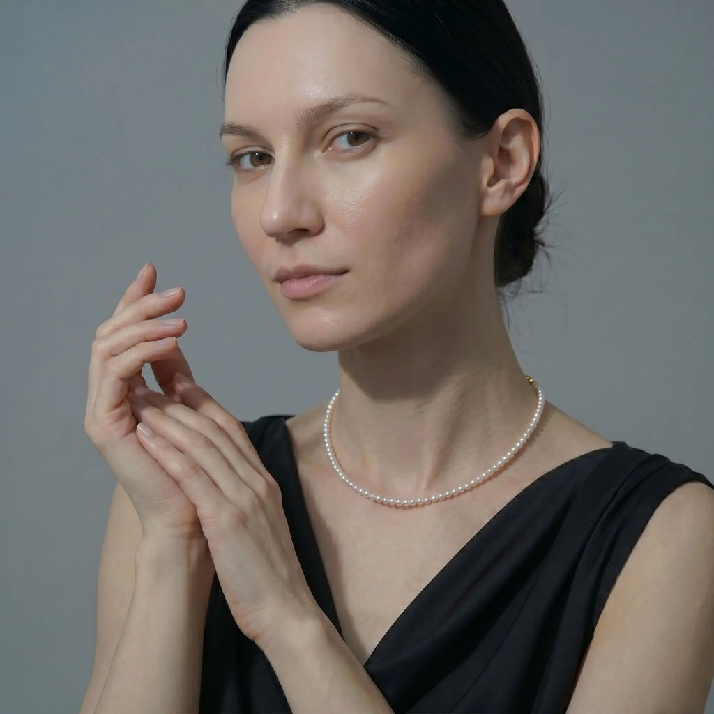 18k solid gold necklace featuring 3mm genuine freshwater pearls