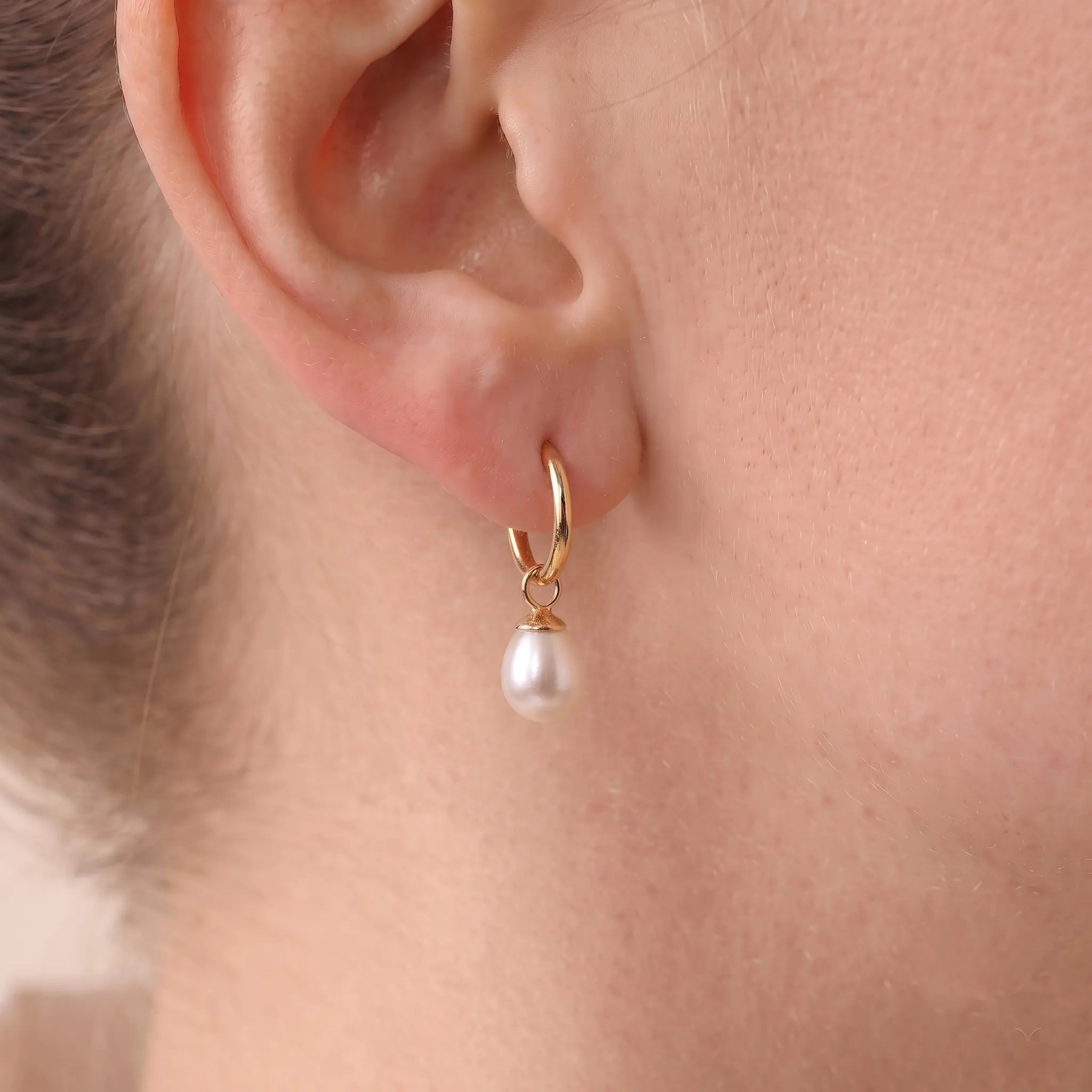 18K Solid Gold 7-8mm Freshwater Rice Pearl Dangle Hoop Earrings