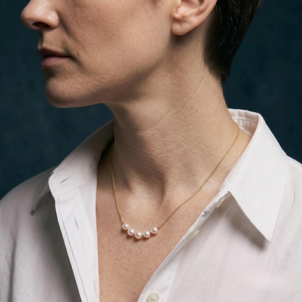 18K Solid Gold Balance Pearl Necklace with 5-5.5mm Freshwater Pearls & Gold Beads