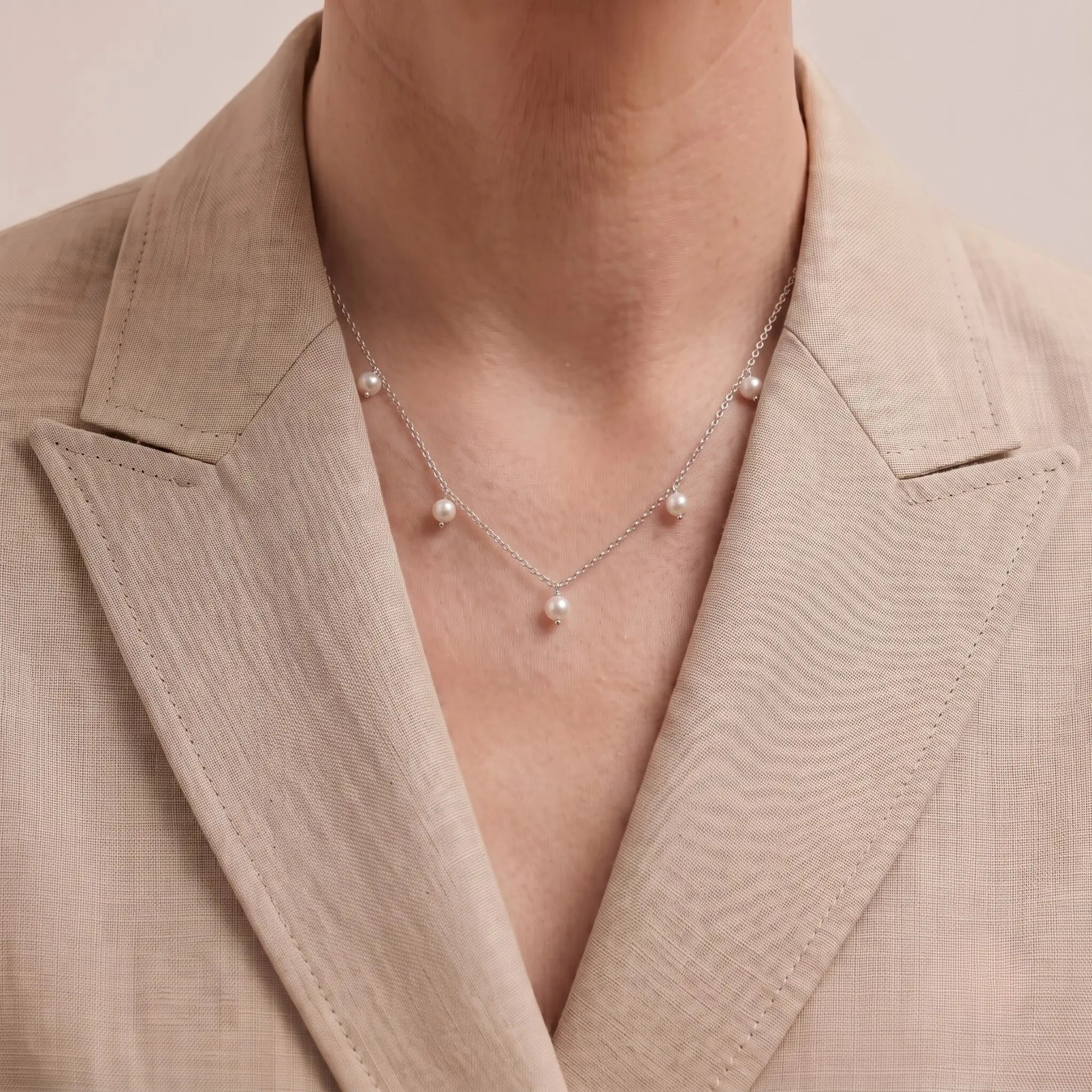 5-5.5mm Pearl Station Drop Necklace Minimalist Freshwater Pearl Dangle Choker Necklace for Women
