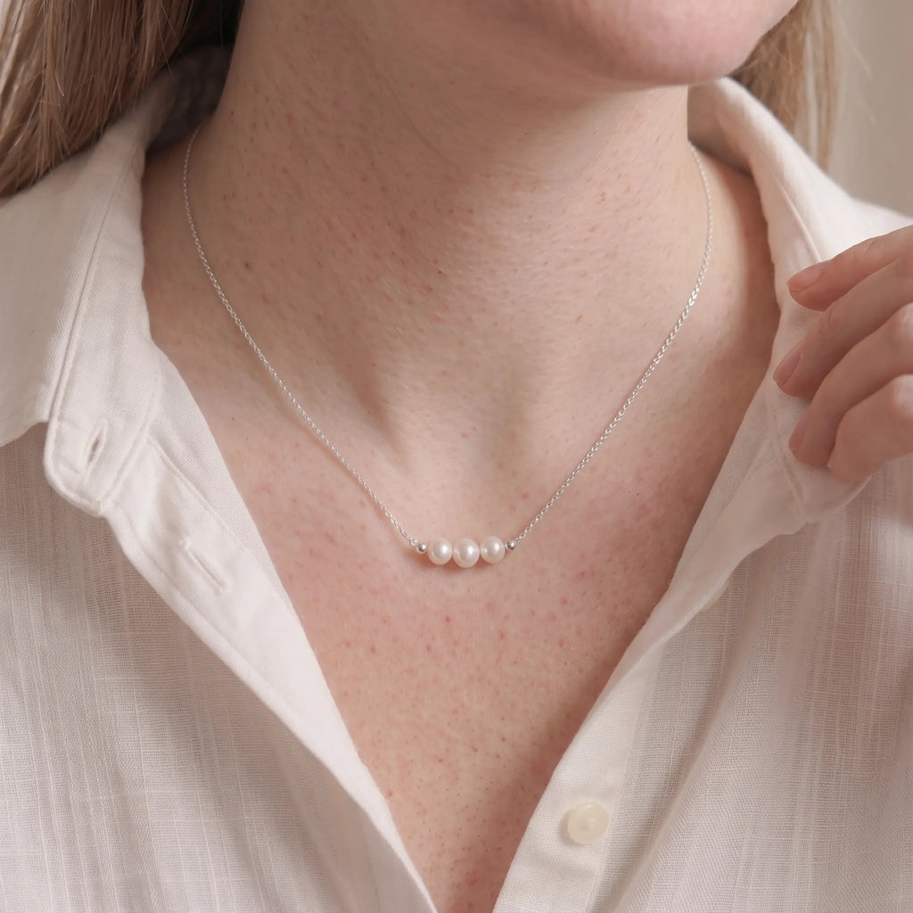 925 Sterling Silver 5–5.5mm Triple Akoya Cultured Pearl Pendant Necklace