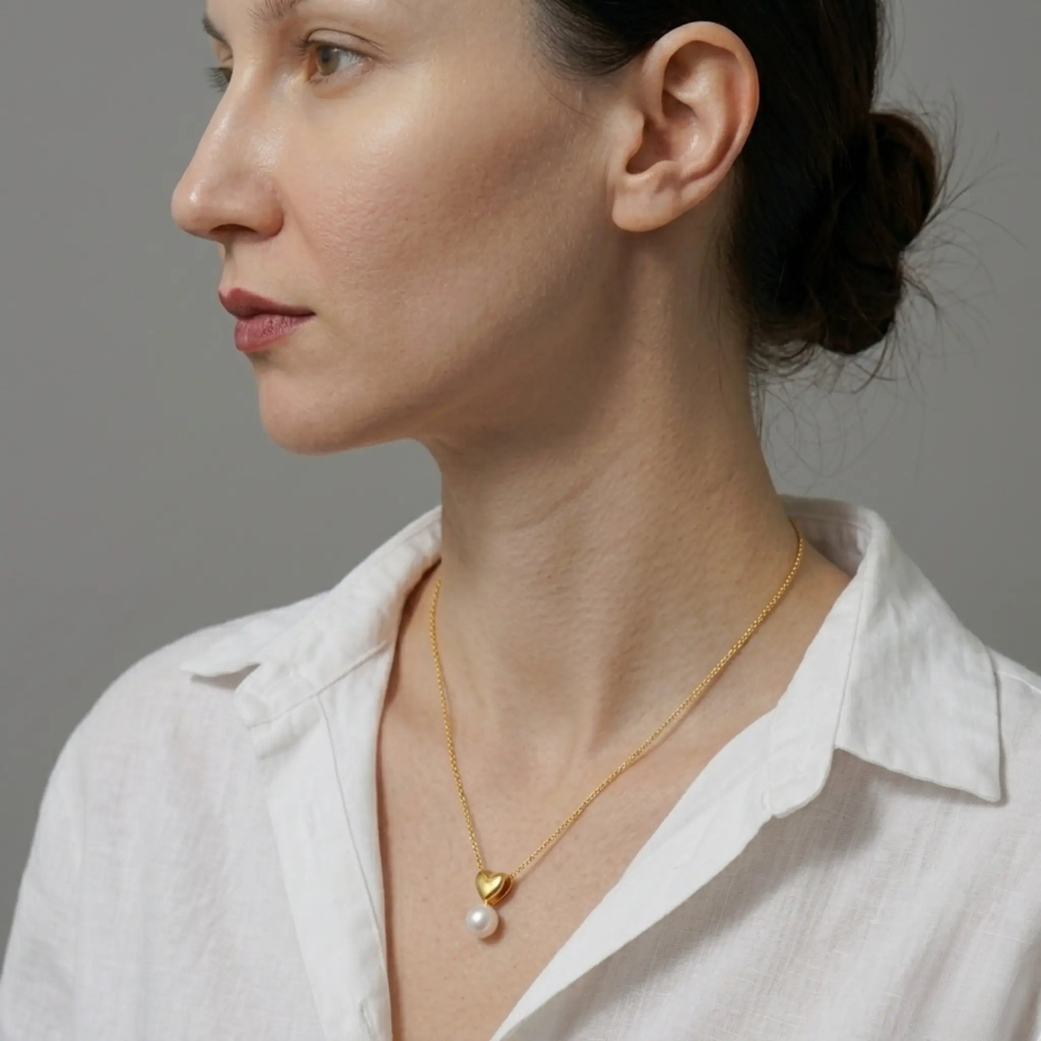 7-7.5mm Minimalist Heart Akoya Pearl Pendant Necklace