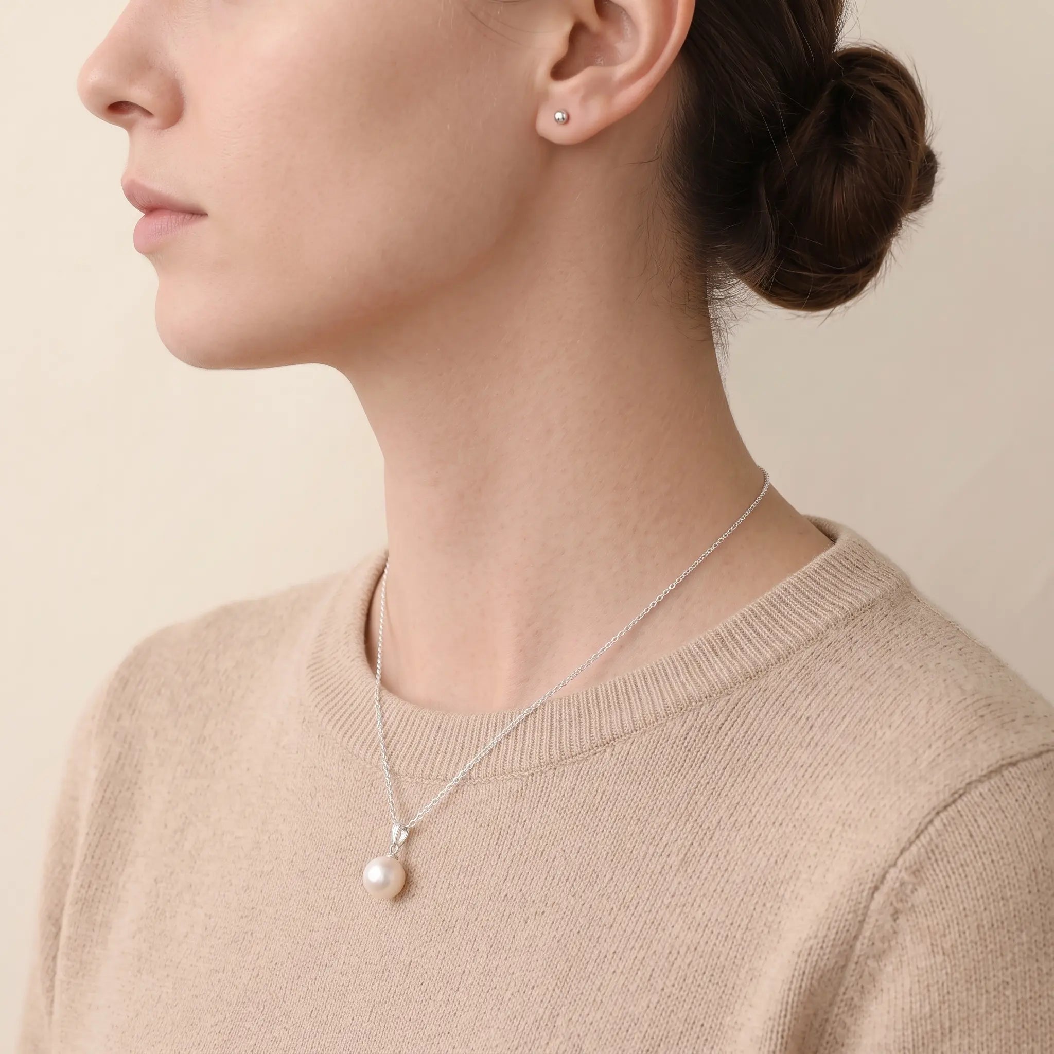 9-9.5mm White Edison Pearl Pendant Necklace Single Round Freshwater Pearl
