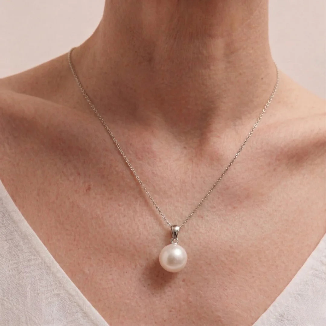 10-10.5mm White Edison Freshwater Pearl Pendant