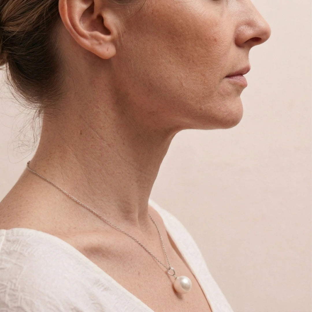 10-10.5mm White Edison Freshwater Pearl Pendant