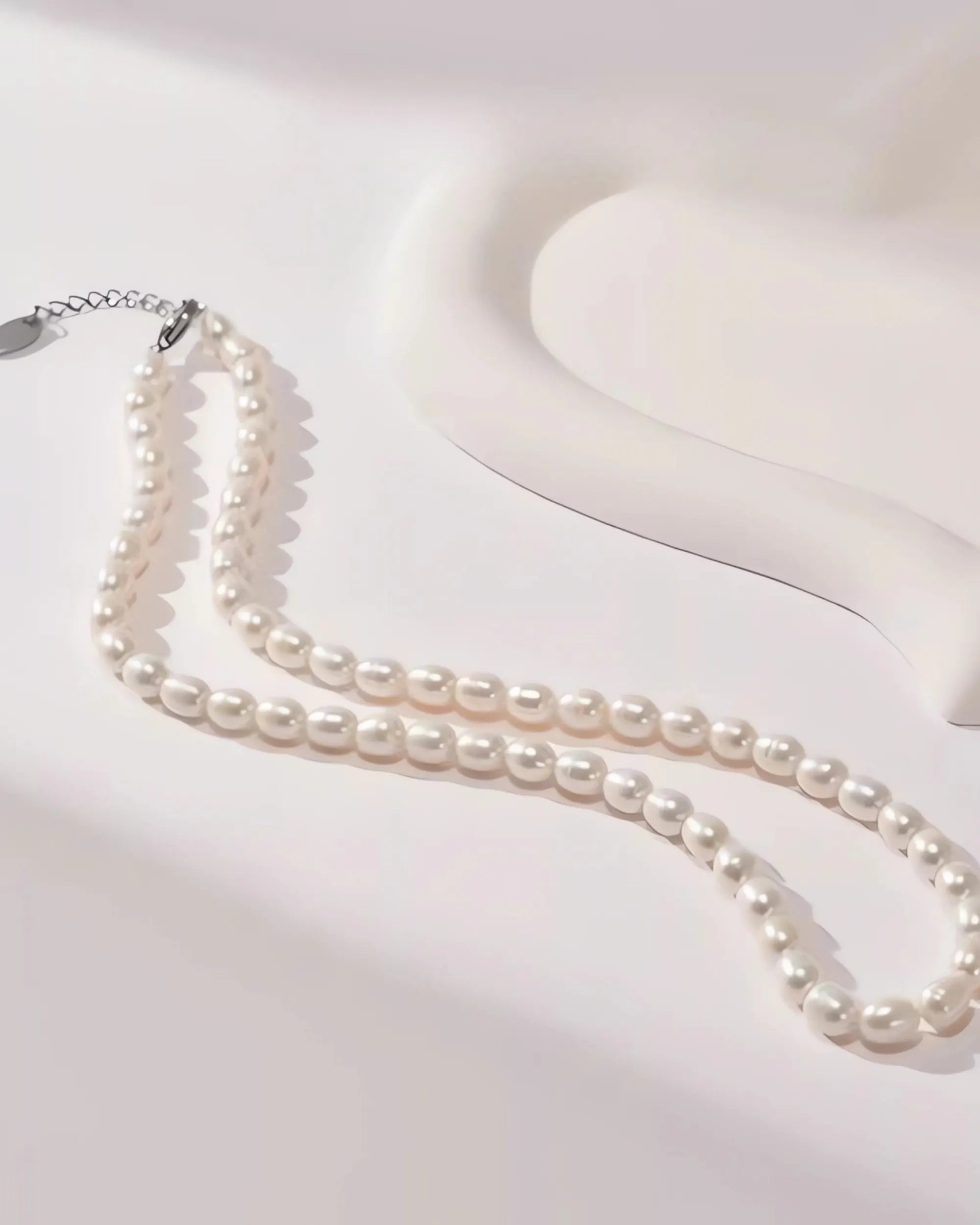 Alina Classic – AAA Aurora Warm Glow Rice Pearl Necklace in 925 Sterling Silver