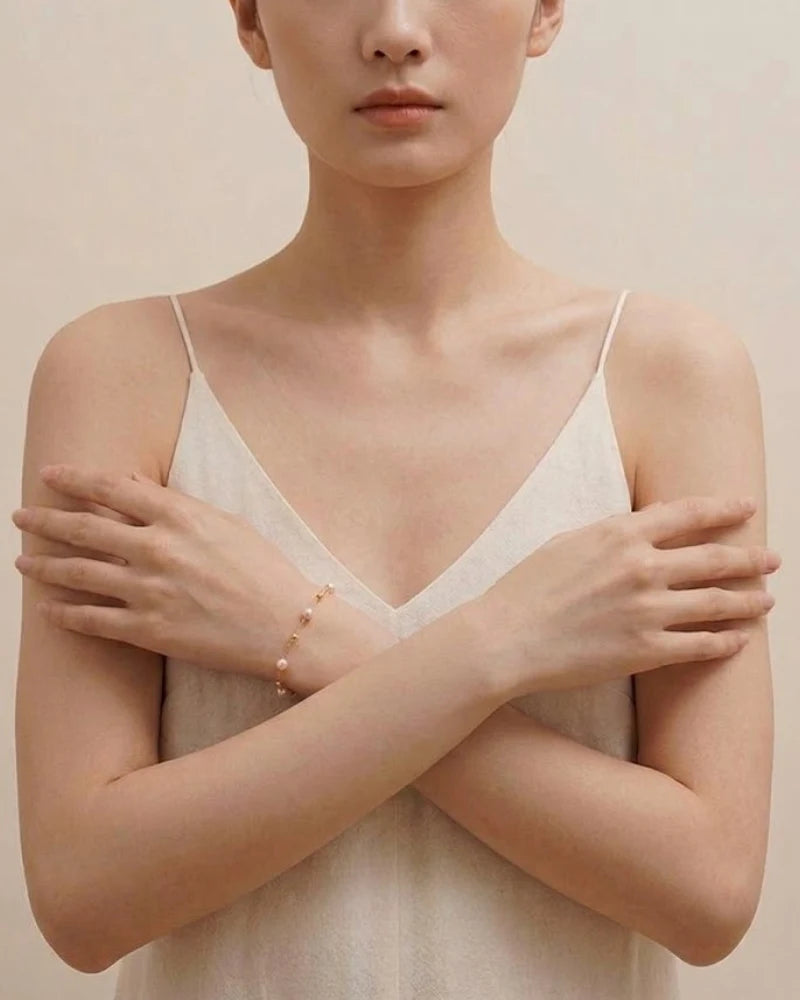 5-5.5mm 18K Gold Janpanese Akoya Pearl Station Bracelet