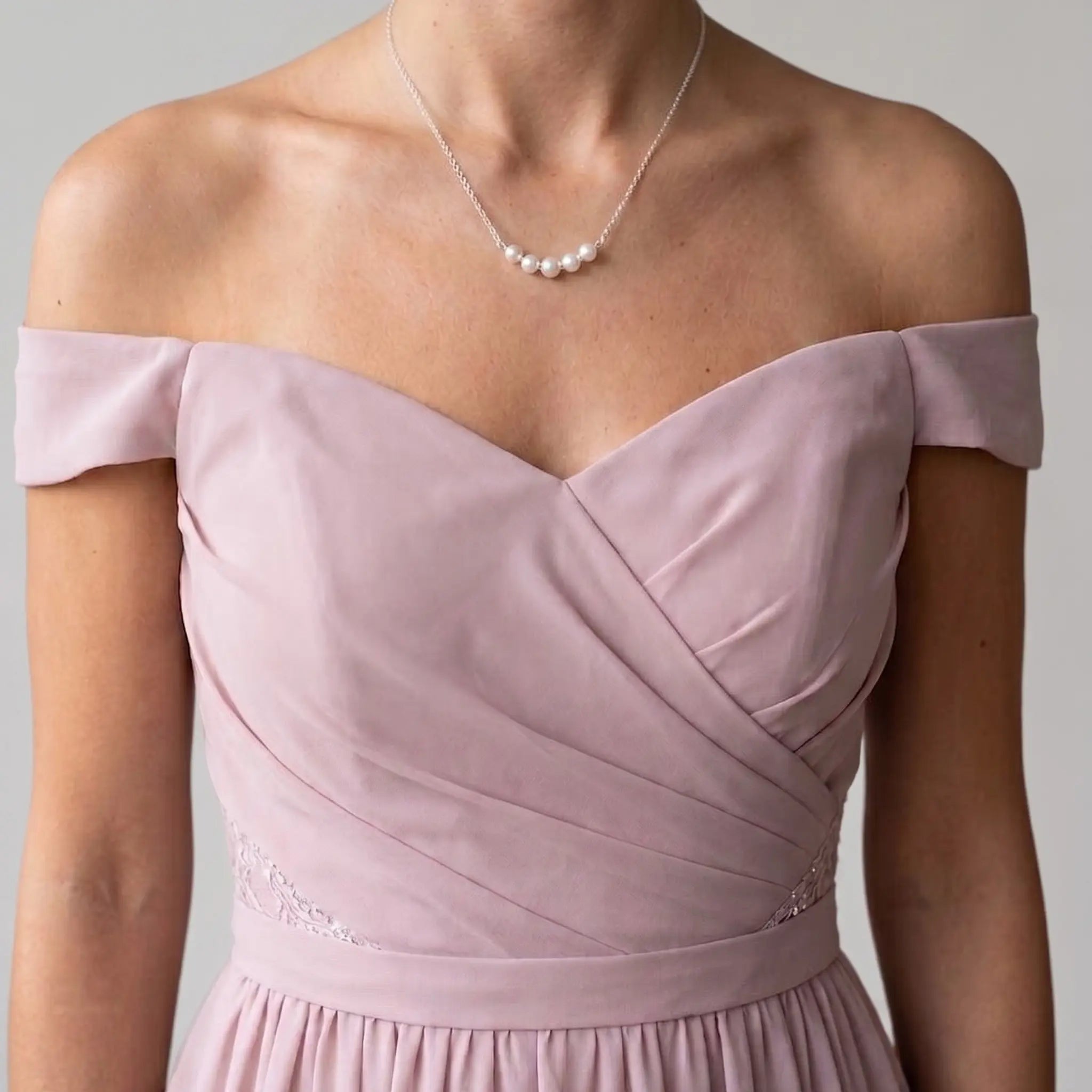 Bridesmaid Gift 925 Sterling Silver Freshwater Pearl "Smile" Bar Necklace for Brides (5-5.5mm)