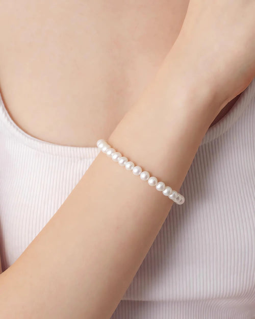 Celara – AAA Lustrous Natural White Freshwater Pearl Bracelet