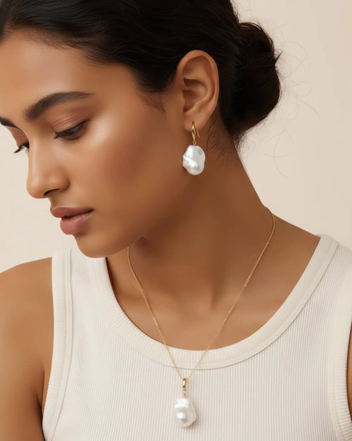 Celia – Unique AAA Natural Baroque Pearl Hook Gold Earrings