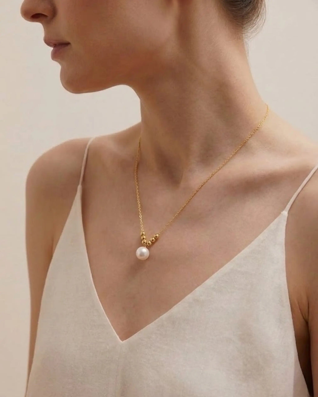 7-7.5mm Dainty Floating Freshwater Pearl Pendant