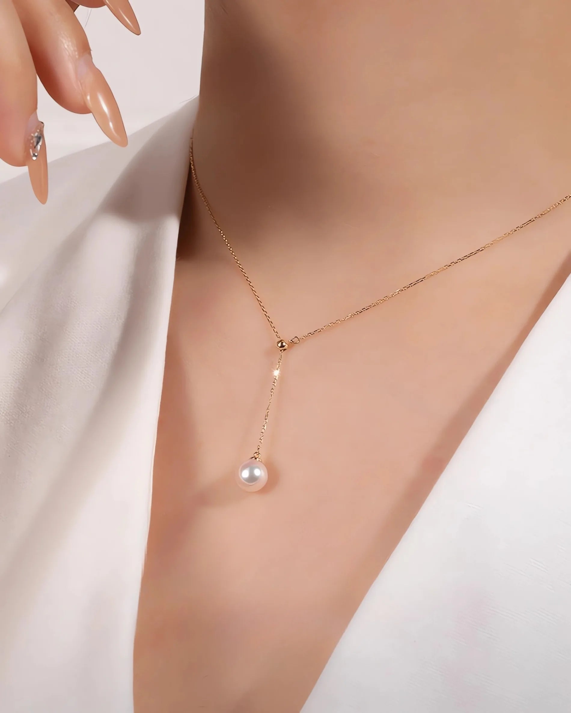 Célinea - AAA+ Japanese Akoya Pearl Y-Necklace in 18K Solid Gold