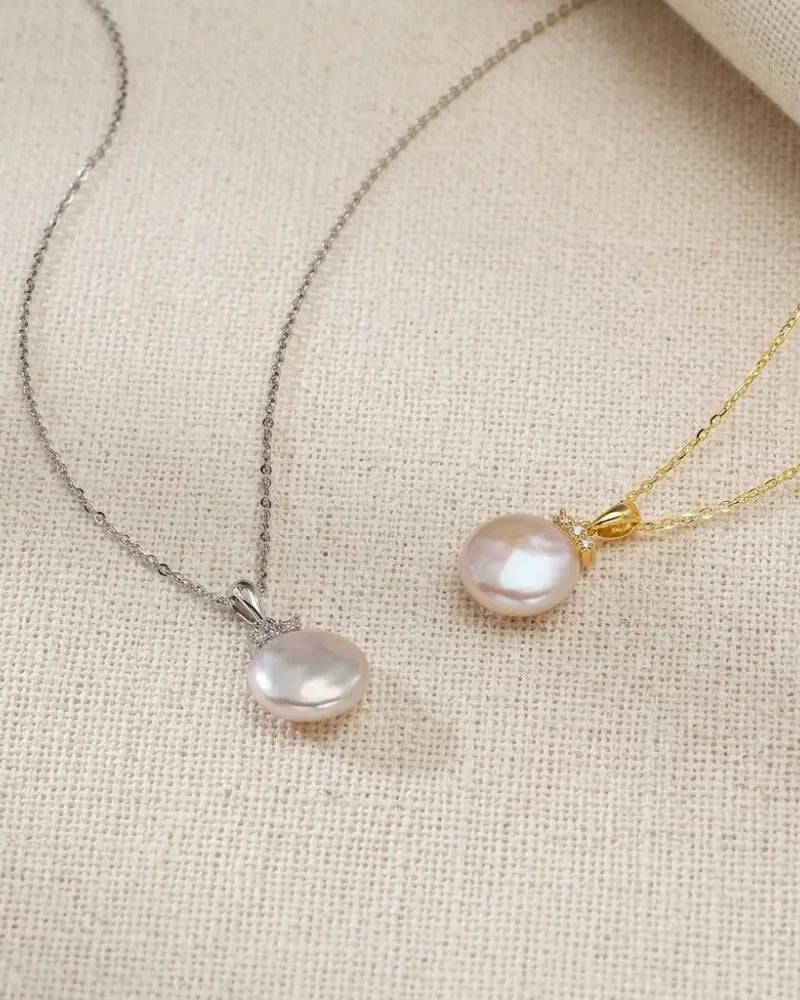 Minimalist Baroque Button Pearl Necklace