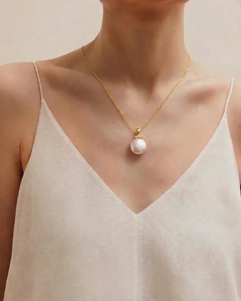 Minimalist Baroque Button Pearl Necklace