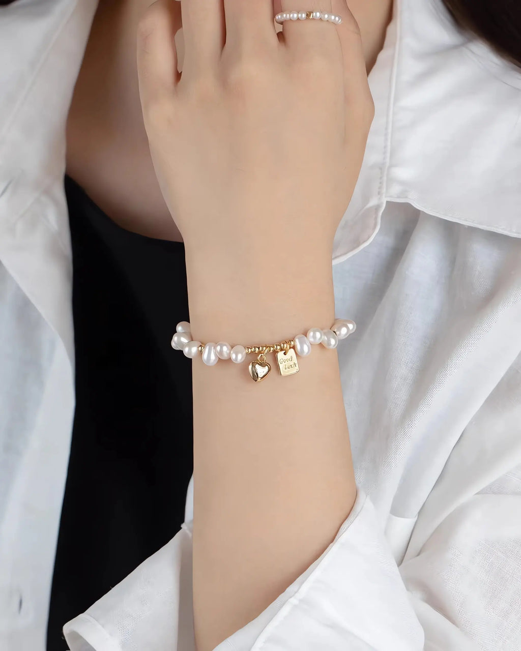 Good Luck – AAA Natural Baroque Rice Pearl Asymmetrical Bracelet