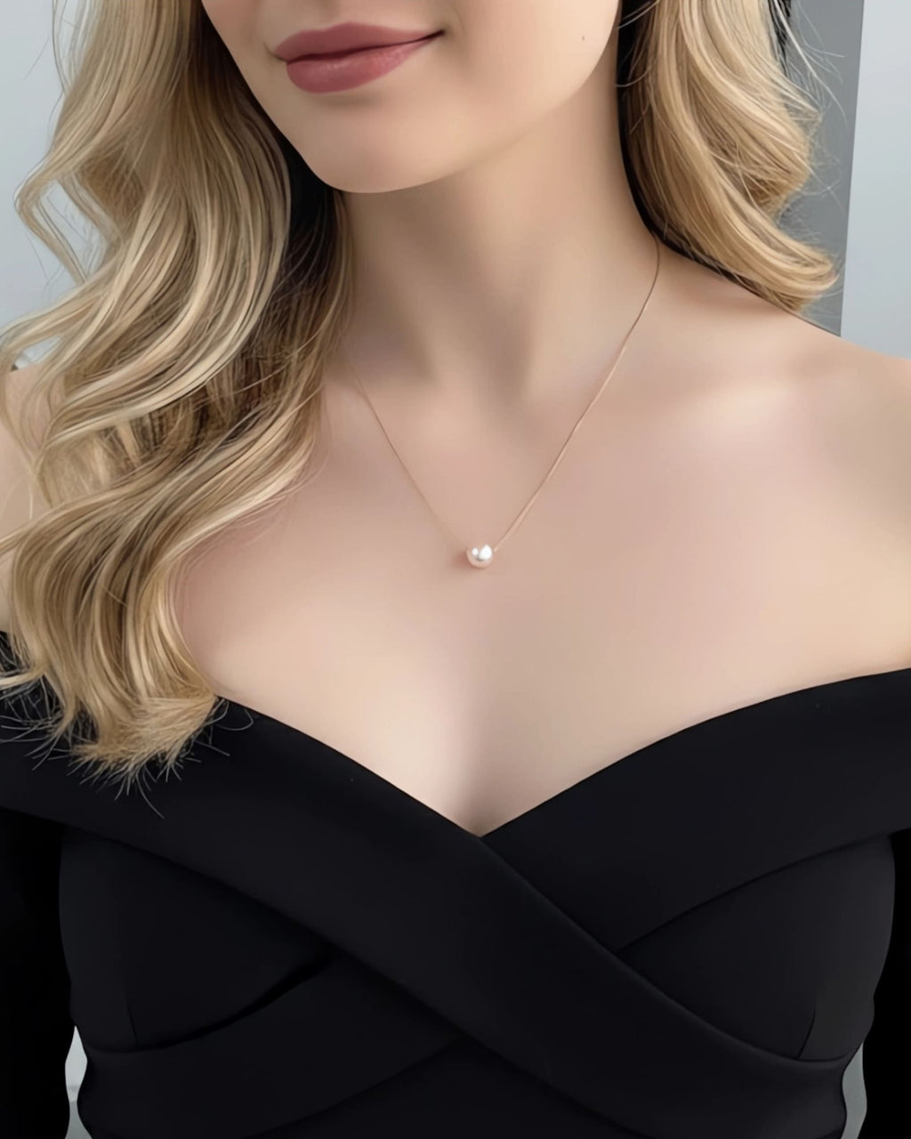 Hikarugold – 18K Solid Gold & AAA+ Japanese Akoya Sea Pearl Pendant