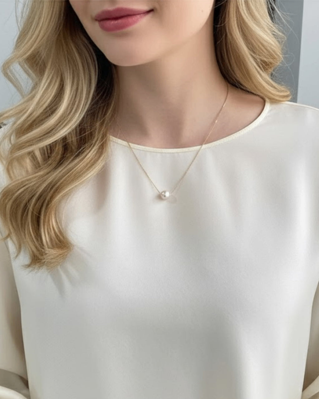 Hikarugold – 18K Solid Gold & AAA+ Japanese Akoya Sea Pearl Pendant