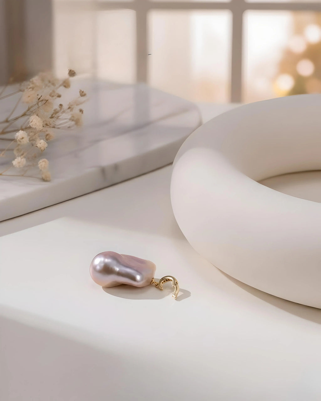 Isla – AAA Natural Baroque Iridescent Purple Pearl Pendant Necklace