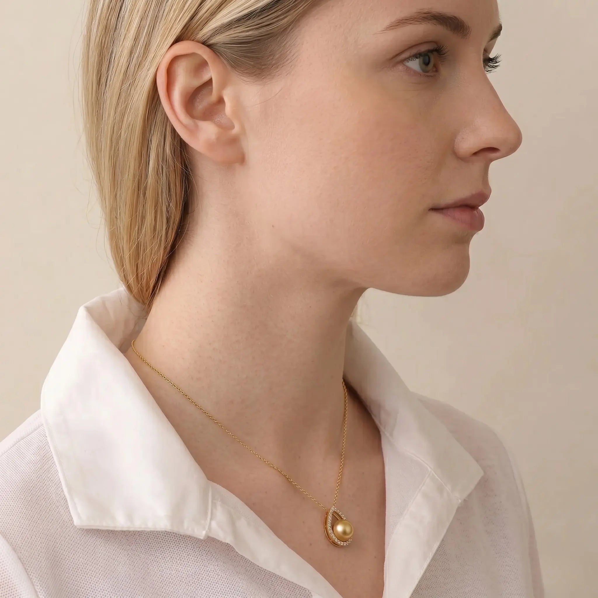 18K Solid Gold Champagne South Sea Pearl Pendant Necklace for Women