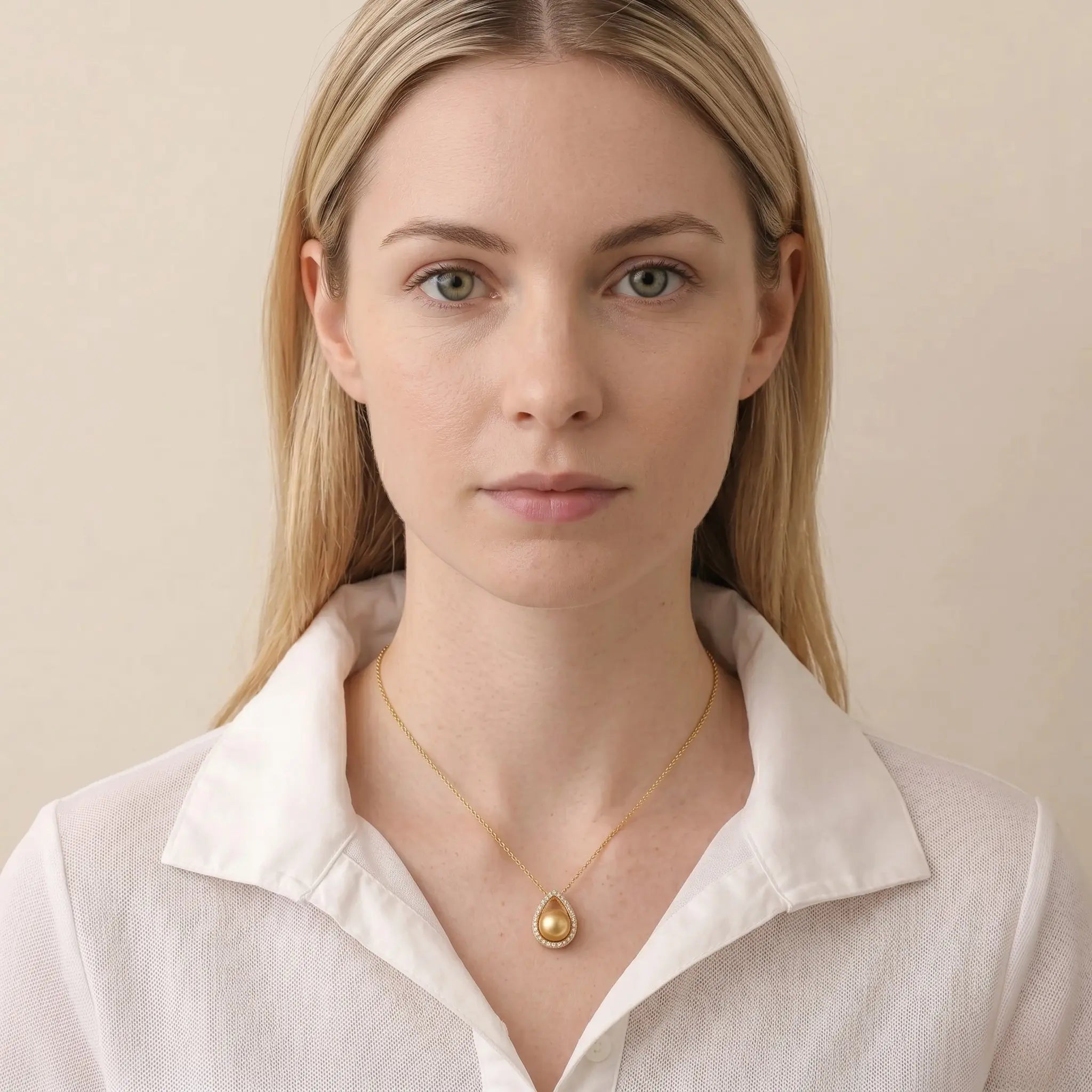 18K Solid Gold Champagne South Sea Pearl Pendant Necklace for Women