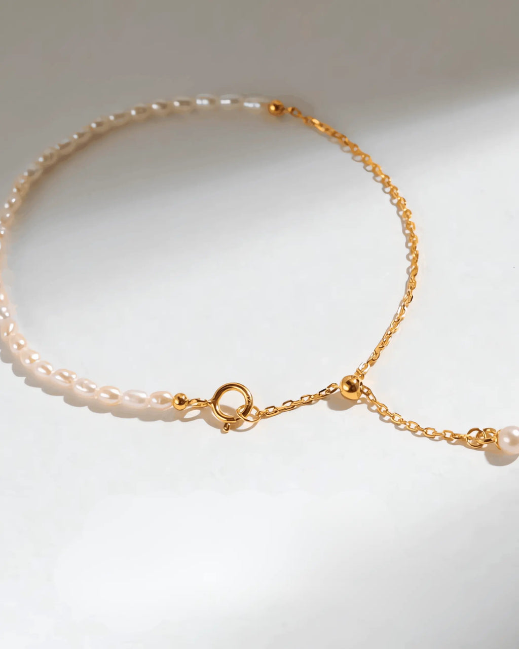 LINEAR - 18K Solid Gold & AAA Seed Asymmetrical Design Pearl Bracket