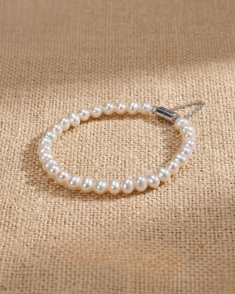 7-7.5mm White Freshwater Pearl Bracelet