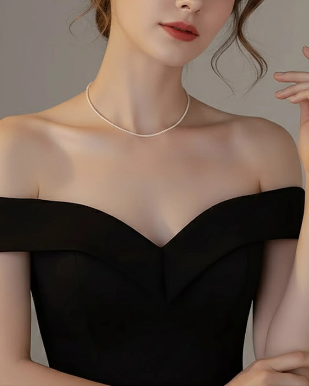 Mist – AAA Micro Seed Pearl Layering Necklace