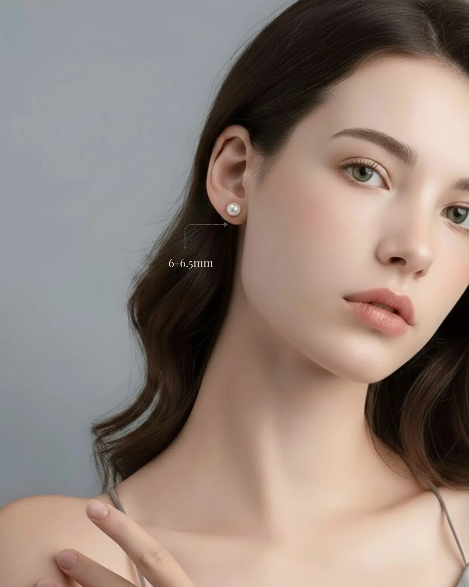 Nina – AAA Grade Luminous White Freshwater Pearl Stud Earrings 18K Solid Gold