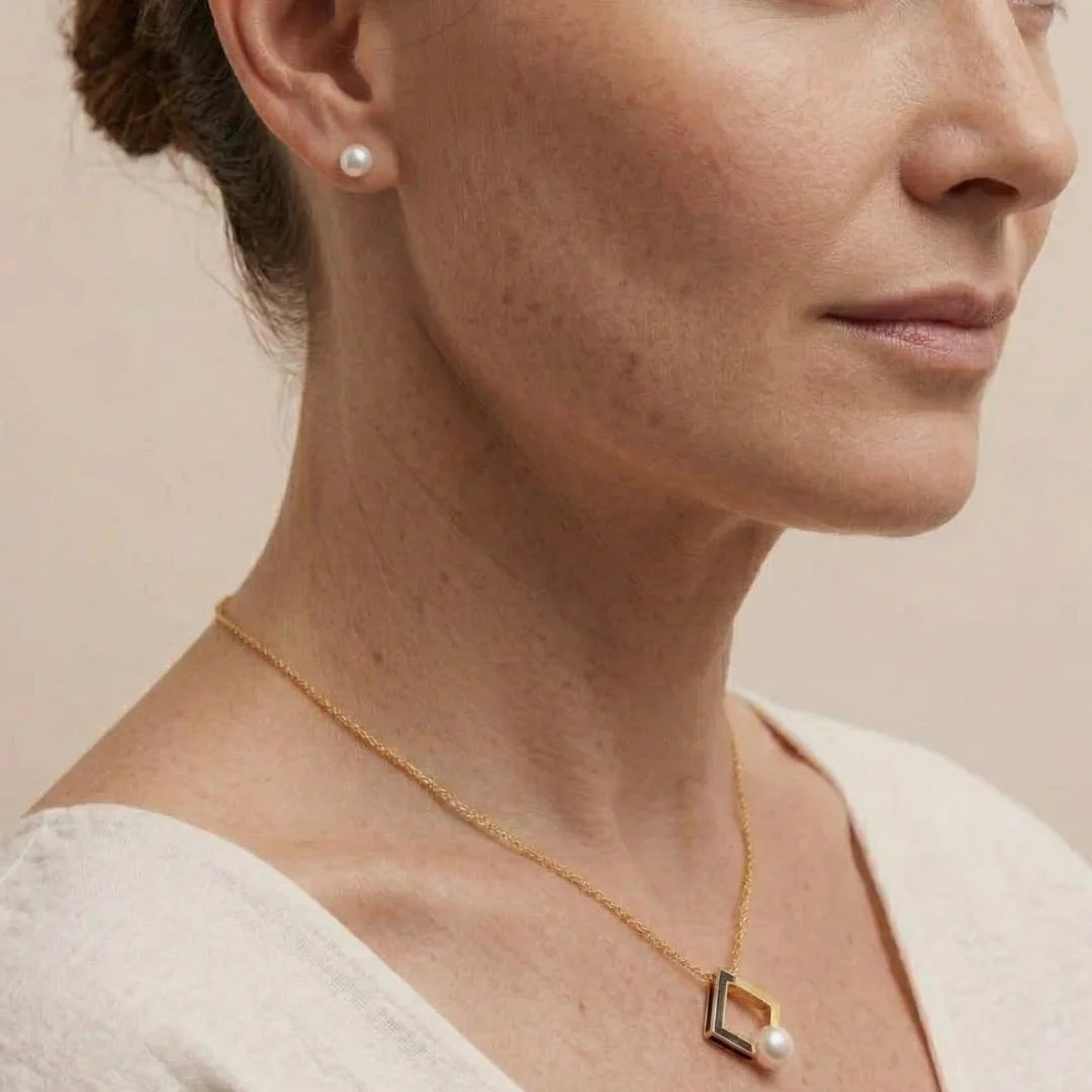 7-7.5mm Modern Geometric Freshwater Pearl Pendant