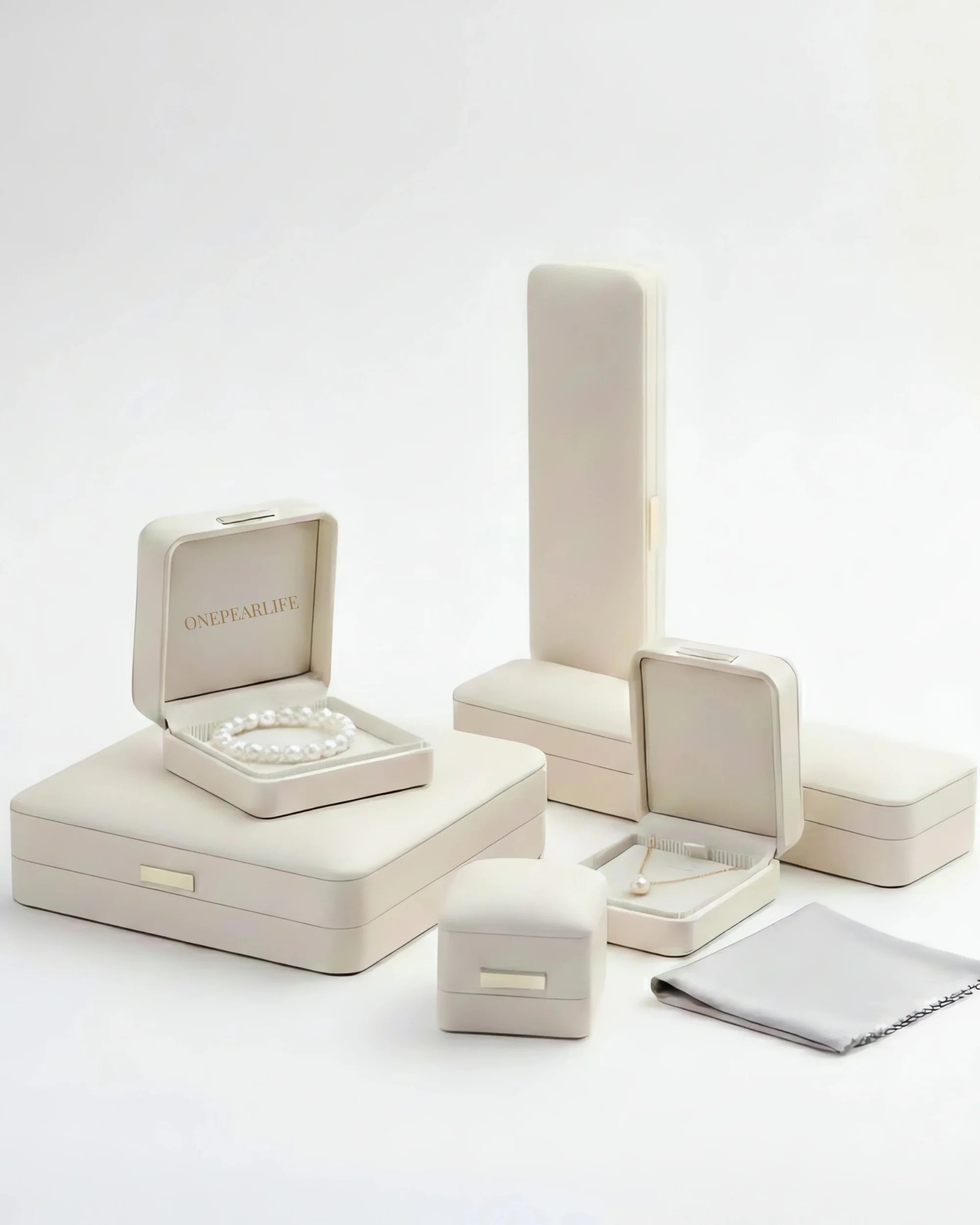 Joy – Petite 18K Solid Gold AAA Natural Pearl Station Necklace