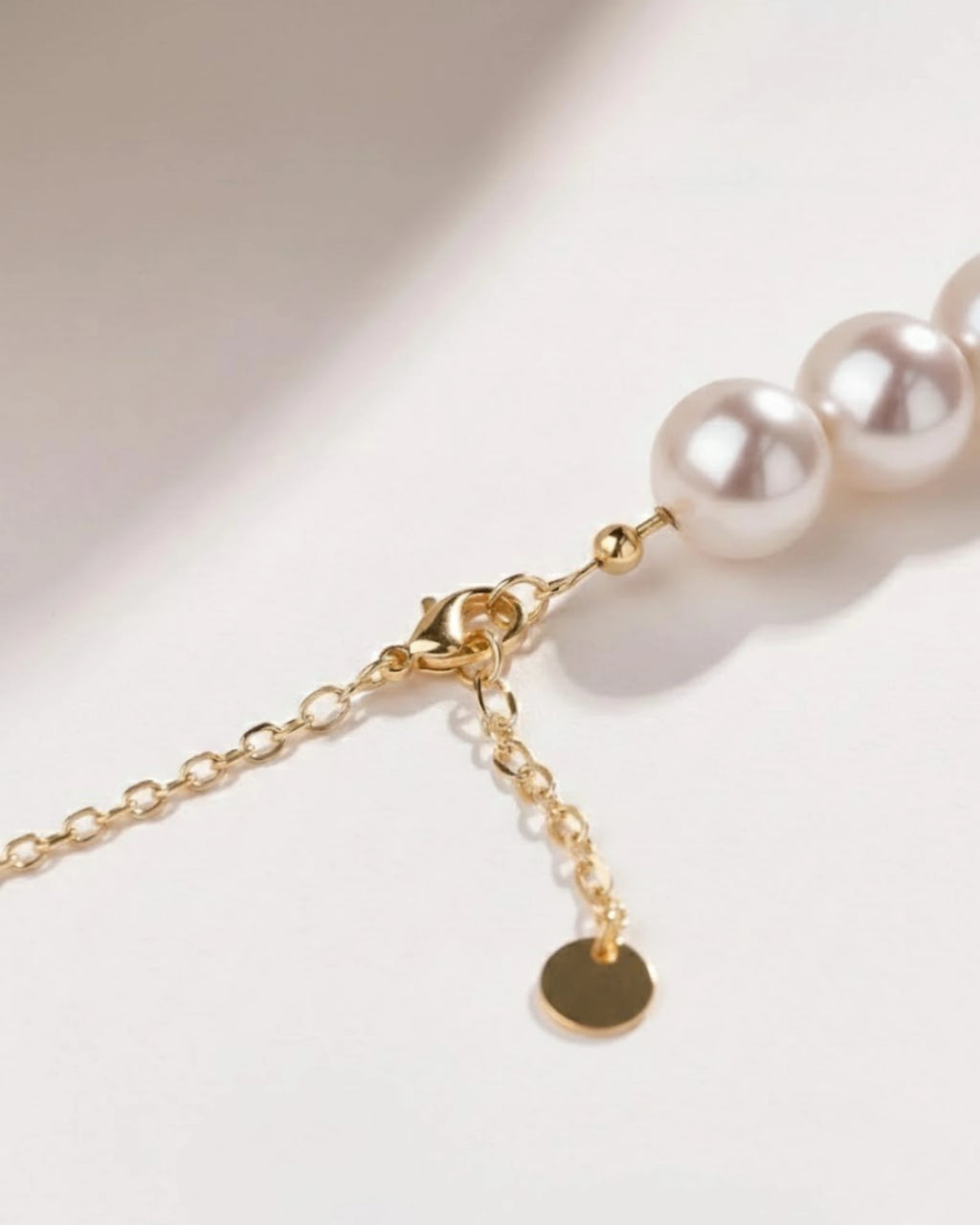 PetiteWaist – AAA+ Premium Akoya Sea Pearl Y-Shaped Pendant