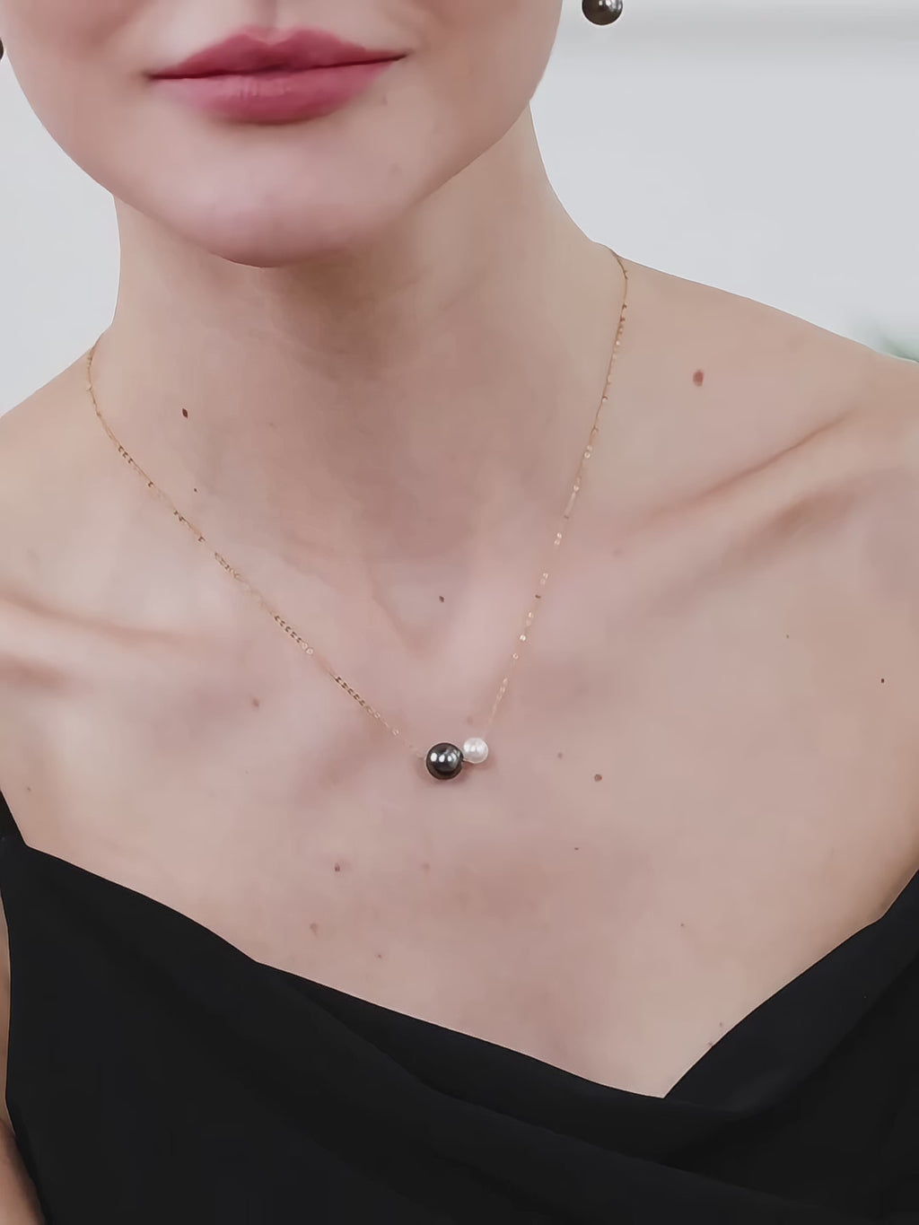 18K Gold Tahitian Black & Akoya White Pearl Necklace, Mixed Sea Pearl Jewelry