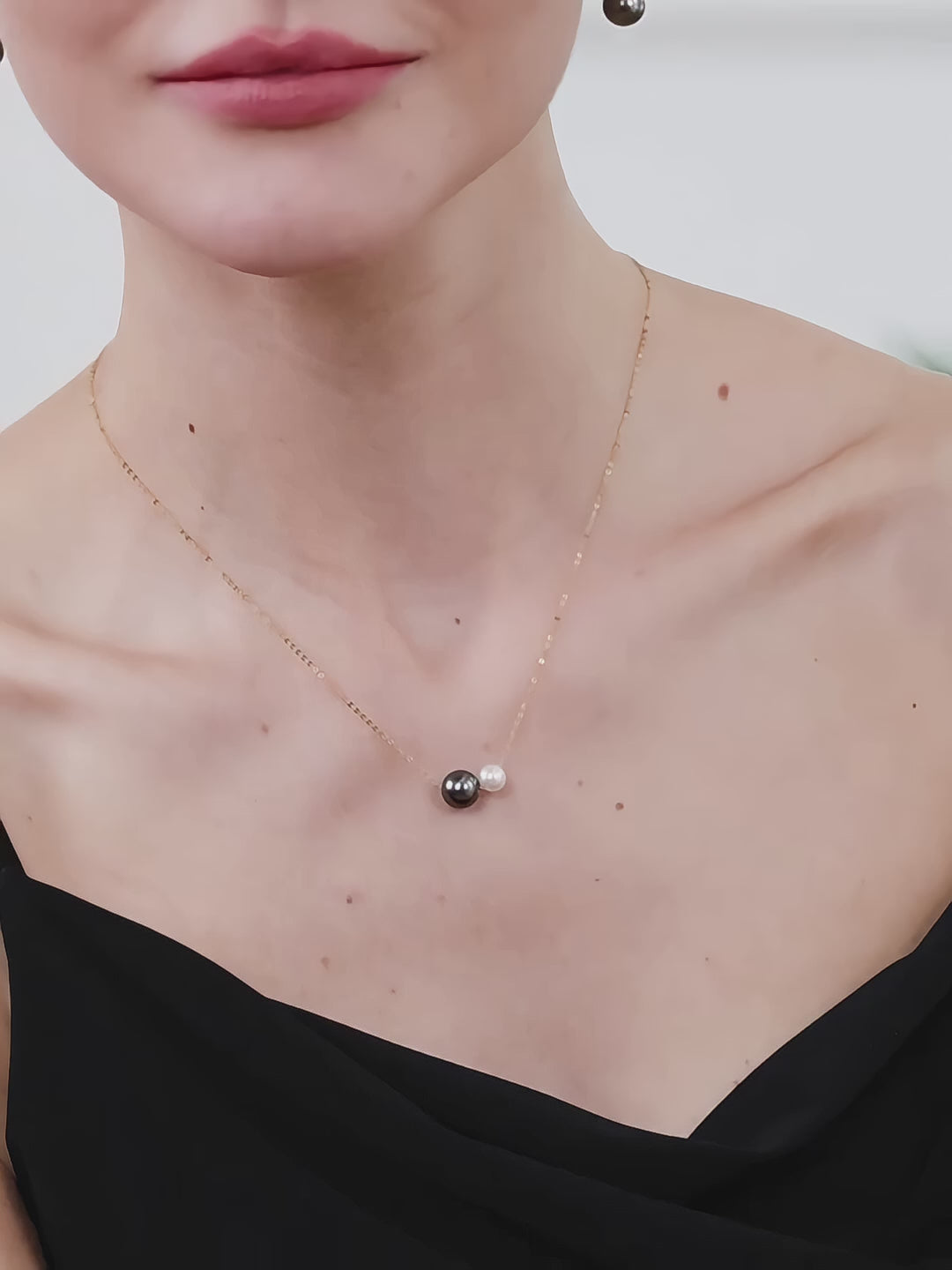 18K Gold Tahitian Black & Akoya White Pearl Necklace, Mixed Sea Pearl Jewelry