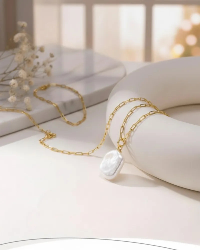 Serene – AAA Quality Natural Baroque Pearl Pendant Necklace