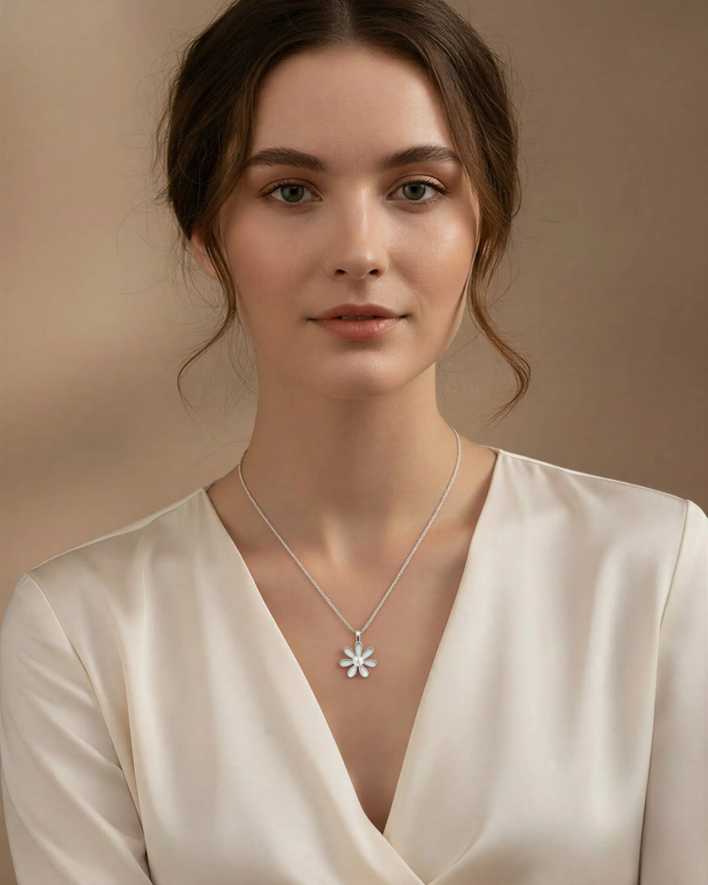 Solaria – Sun-Drenched Daisy AAA  Natural Freshwater Pearl Pendant