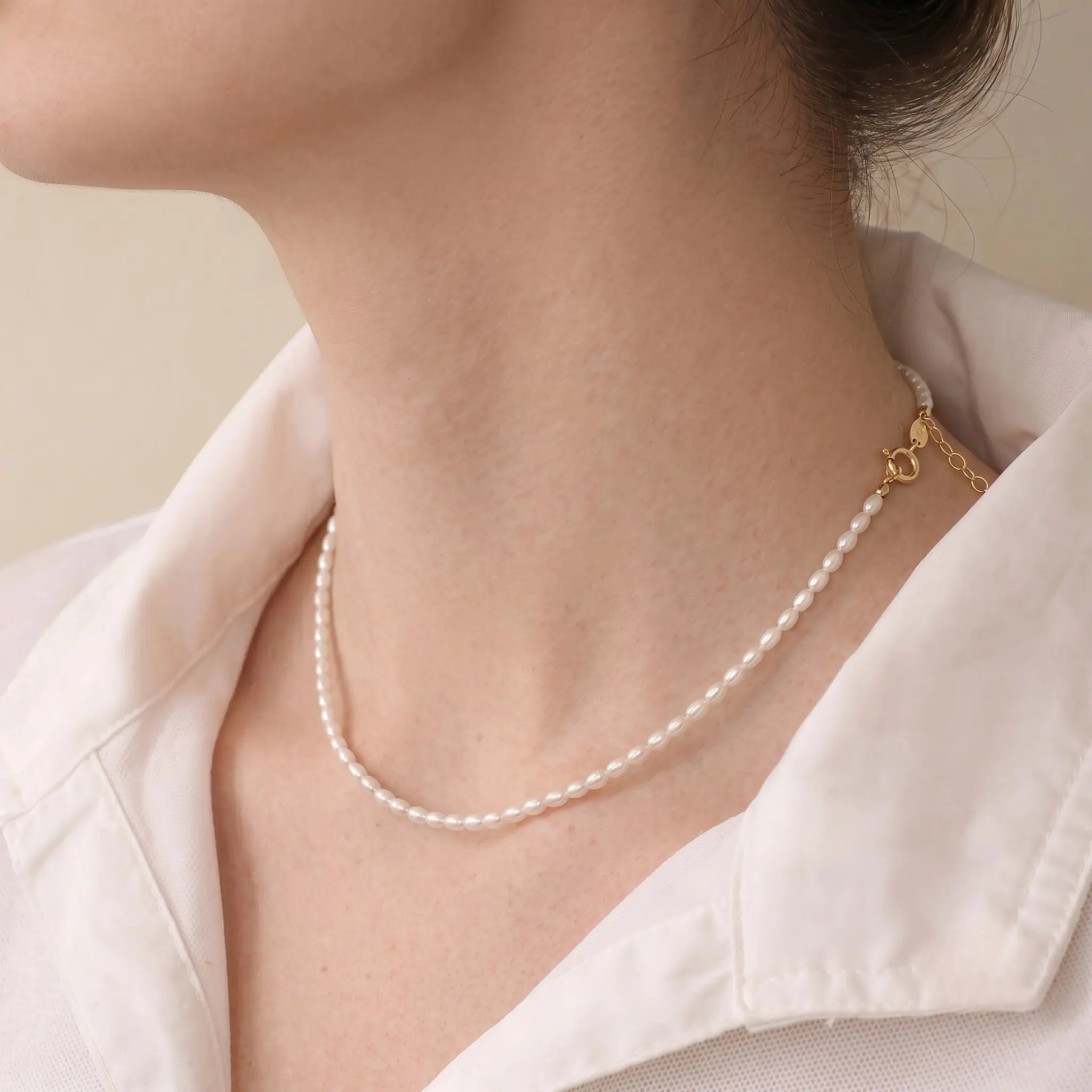 Dainty 18K Solid Gold Tiny Rice Pearl Choker, Minimalist 2-3mm Real Freshwater Seed Pearl Necklace for Women