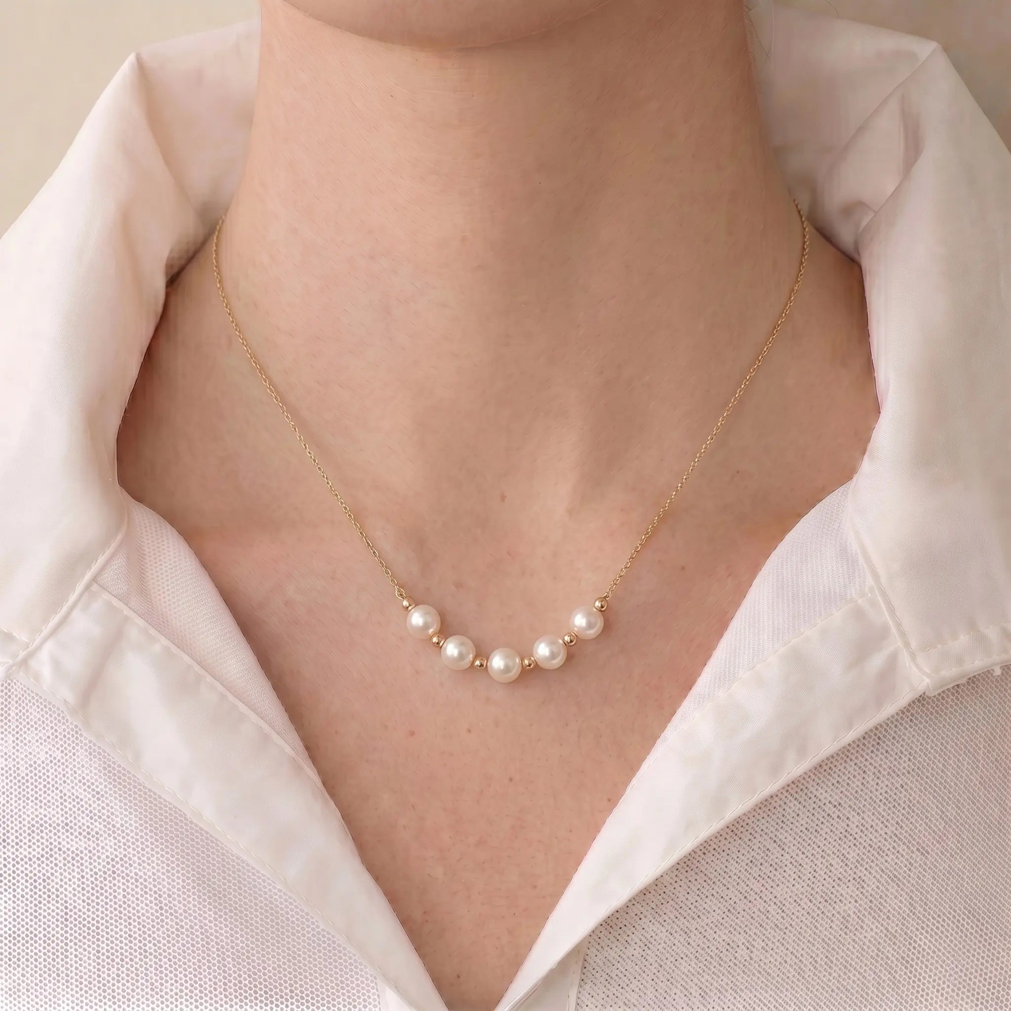 Versatile 18K Solid Gold Sliding Pearl Necklace, 2-in-1 Station 5-5.5mm Freshwater Pearl Choker for Women