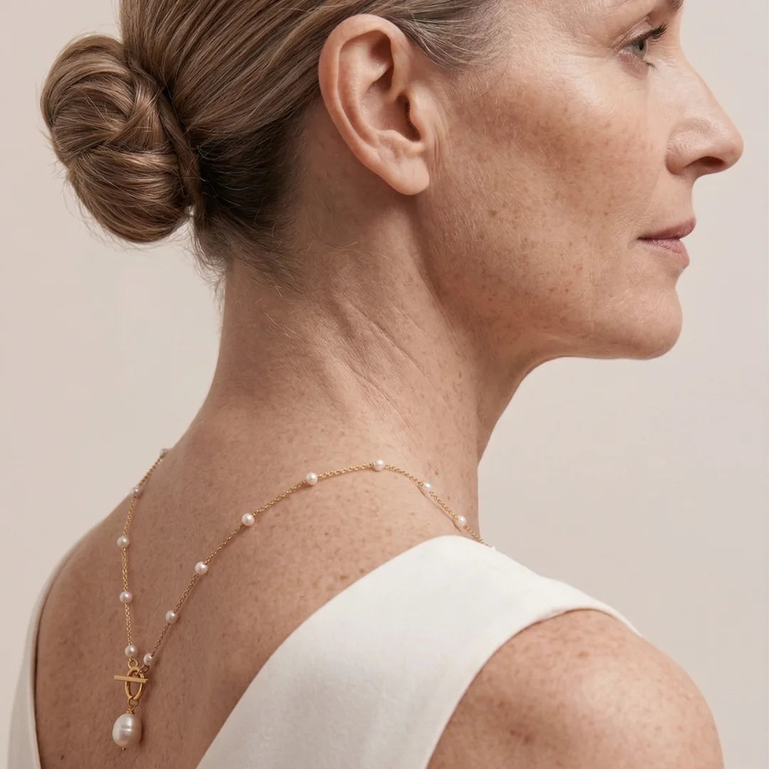 Vintage Baroque Gold Necklace Pearl Pendant