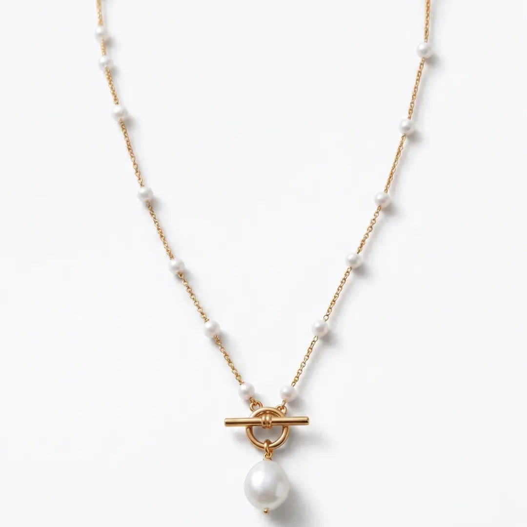 Vintage Baroque Gold Necklace Pearl Pendant