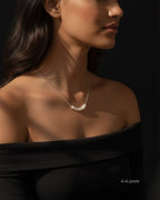 Virelle – AAA Grade Natural Freshwater Pearl Arc Necklace